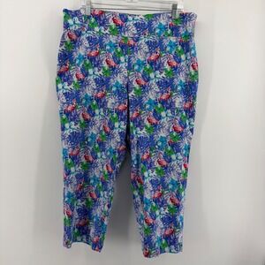 Attyre Women's Size 18W Blue Flamingo Tropical Print Cropped Capri Pants